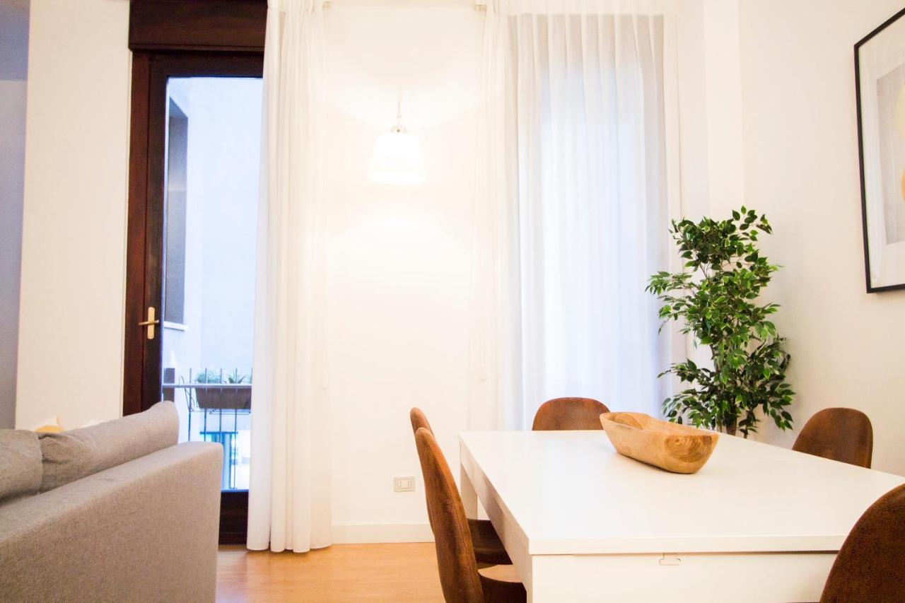 At Home - Apartment Milano-City Life Bagian luar foto